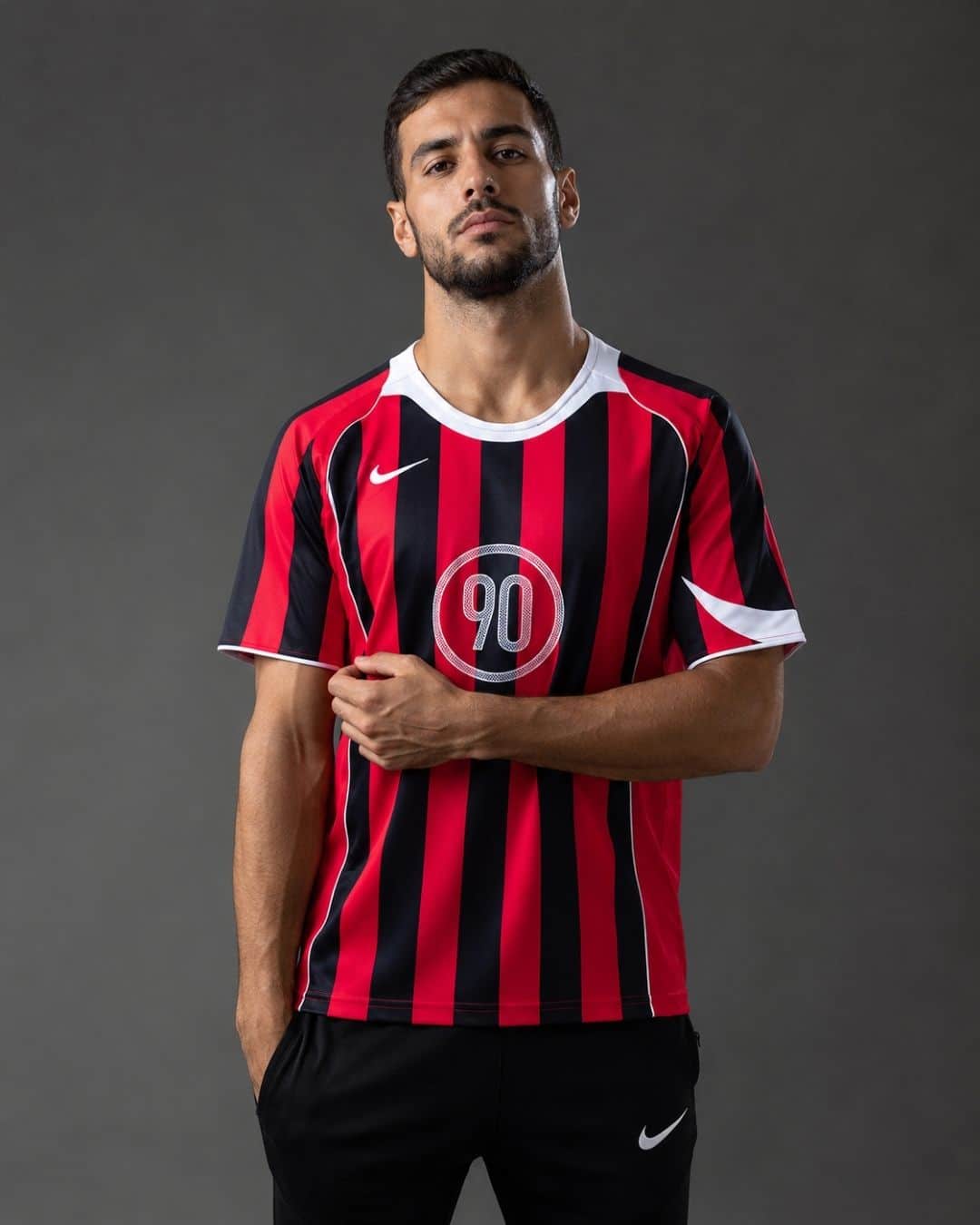 Total 90 Red and Black (model) חולצת Total 90 צבע אדום שחור