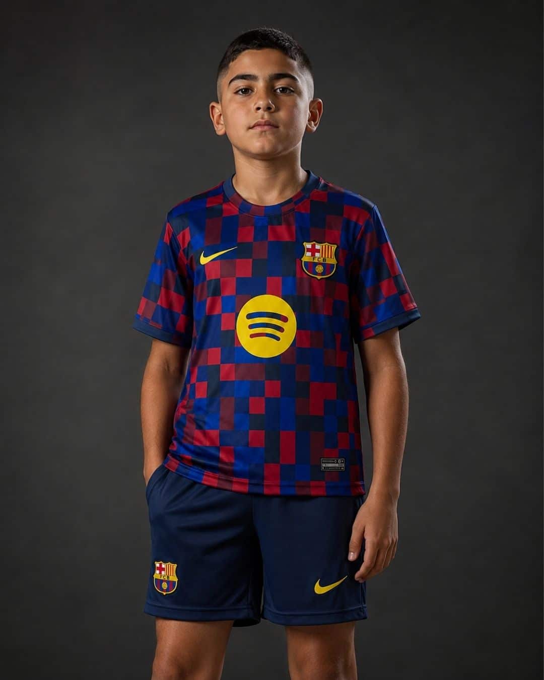 Barcelona-Pre-Match-26_27-Kids-model סט ילדים מדי טרום משחק ברצלונה עונת 2026/2027