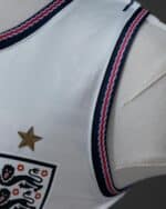 גופיית קרופ לנשים מדי בית אנגליה מונדיאל 2026