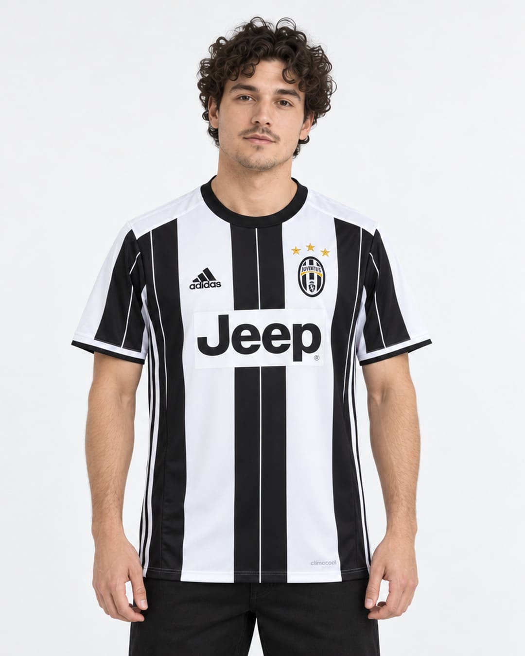 Juventus Home Jersey 2016-2017 (model) חולצת בית יובנטוס עונת 2016/2017 – תמונה 1