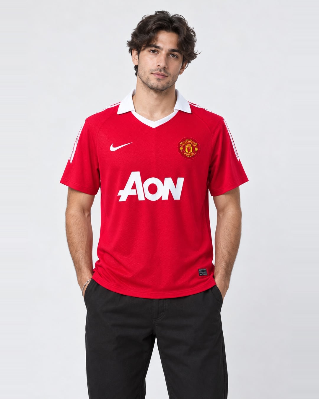 Manchester United Home Jersey 2010-2011 (model) חולצת בית מנצ'סטר יונייטד עונת 2010/2011 – תמונה 1