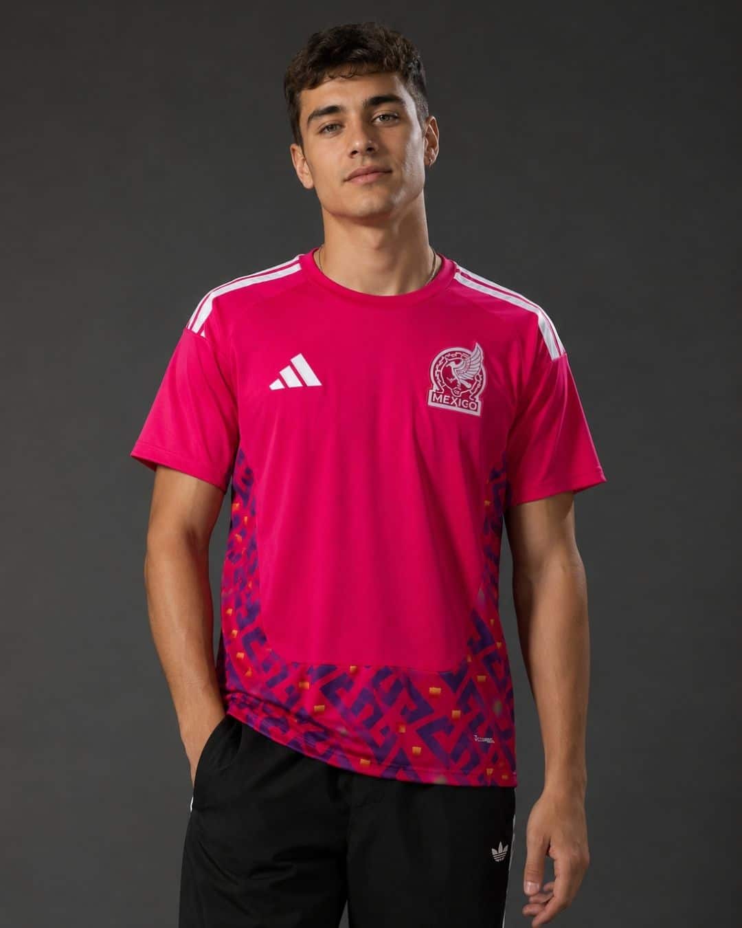 Mexico Goalkeeper World Cup 2026 Pink (model) חולצה שוער ורודה מקסיקו מונדיאל 2026