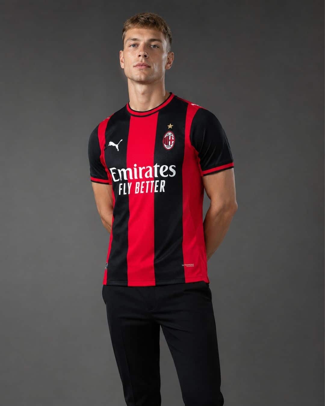 Milan-Home-26_27-Player-model חולצת בית מילאן עונת 2025/2026 גרסת שחקן
