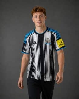 חולצת בית ניוקאסל יונייטד עונת 2026/2027