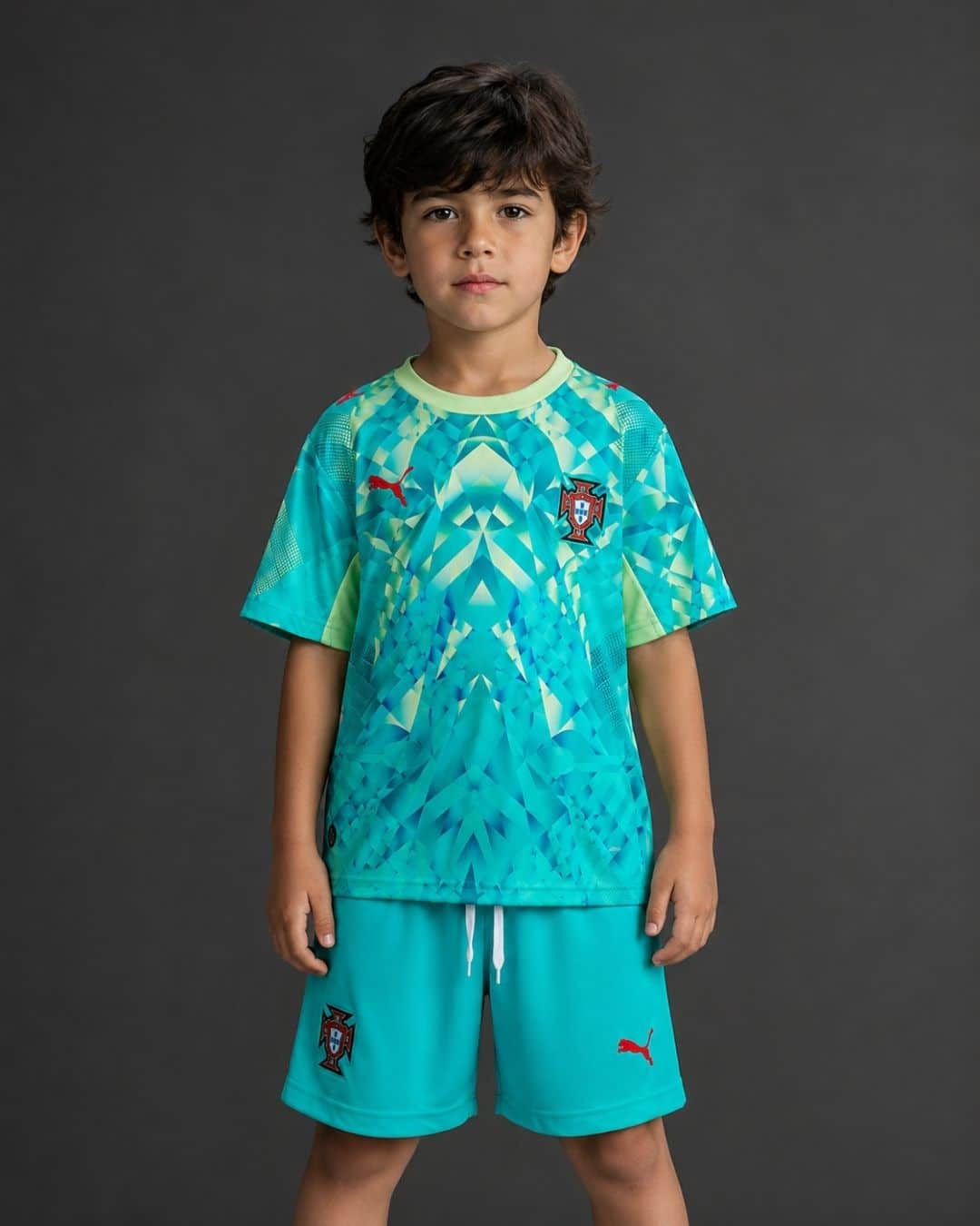 Portugal Goalkeeper World Cup 2026 Green Kids (model) סט ילדים מדי שוער ירוקים פורטוגל מונדיאל 2026