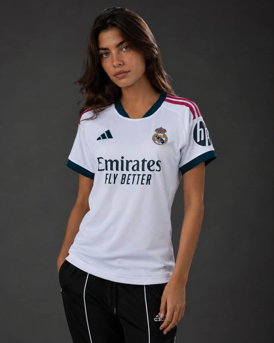 Real Madrid Home 26_27 Women (model) חולצת בית ריאל מדריד עונת 2026/2027 גזרת נשים
