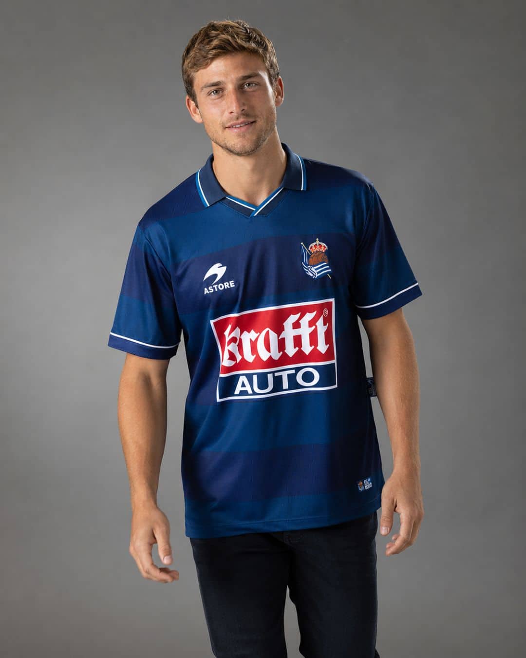 Real-Sociedad-Away-99_00-model חולצת חוץ ריאל סוסיאדד עונת 1999/2000