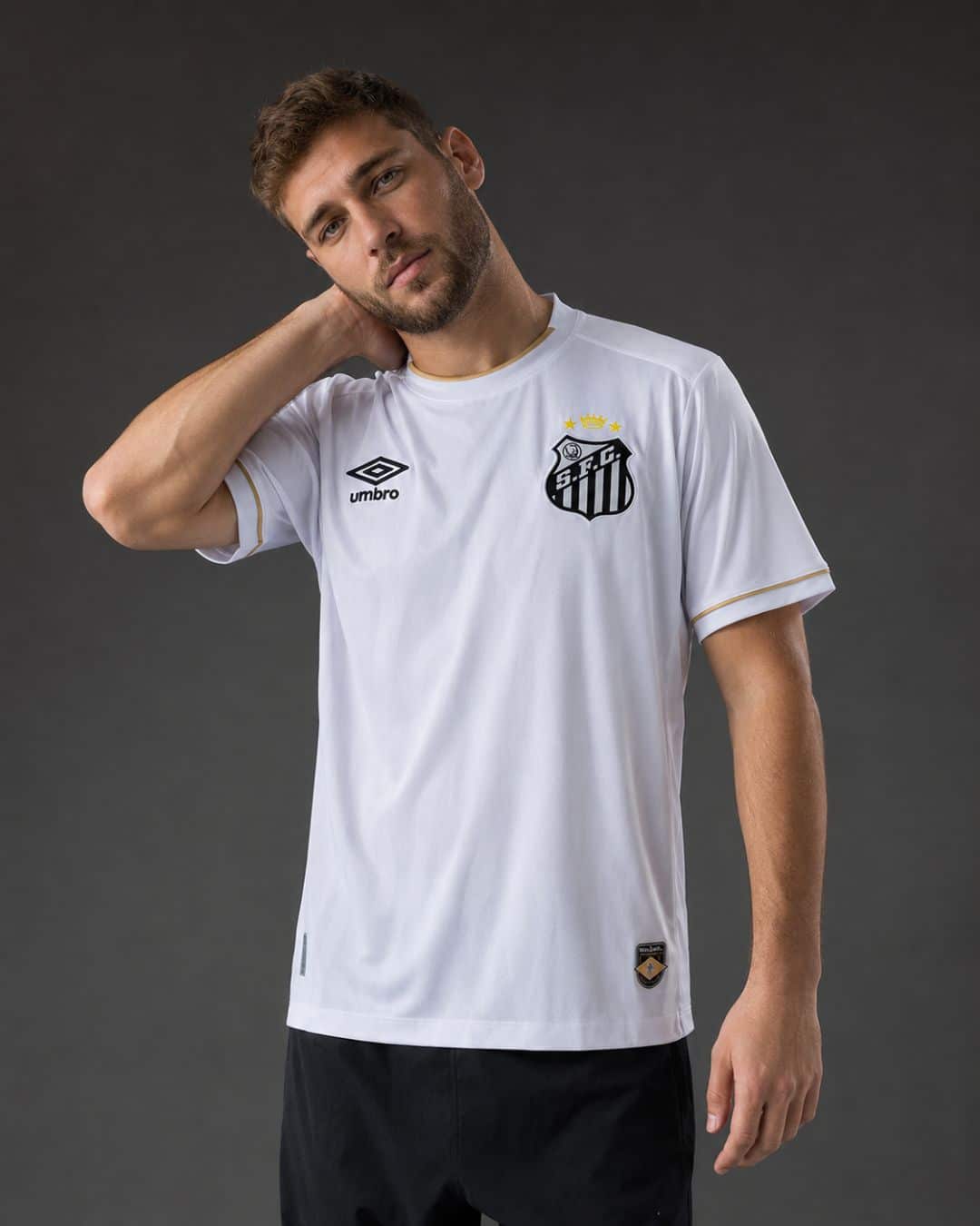 Santos-Home-26_27-model חולצת בית סנטוס עונת 2026/2027
